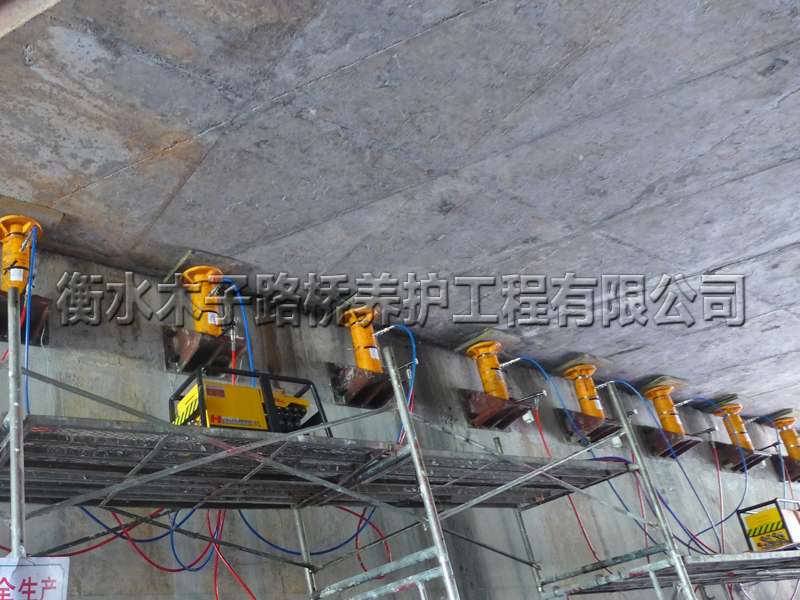 橋梁支座更換與調整